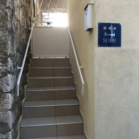 Mara Lägenhet *